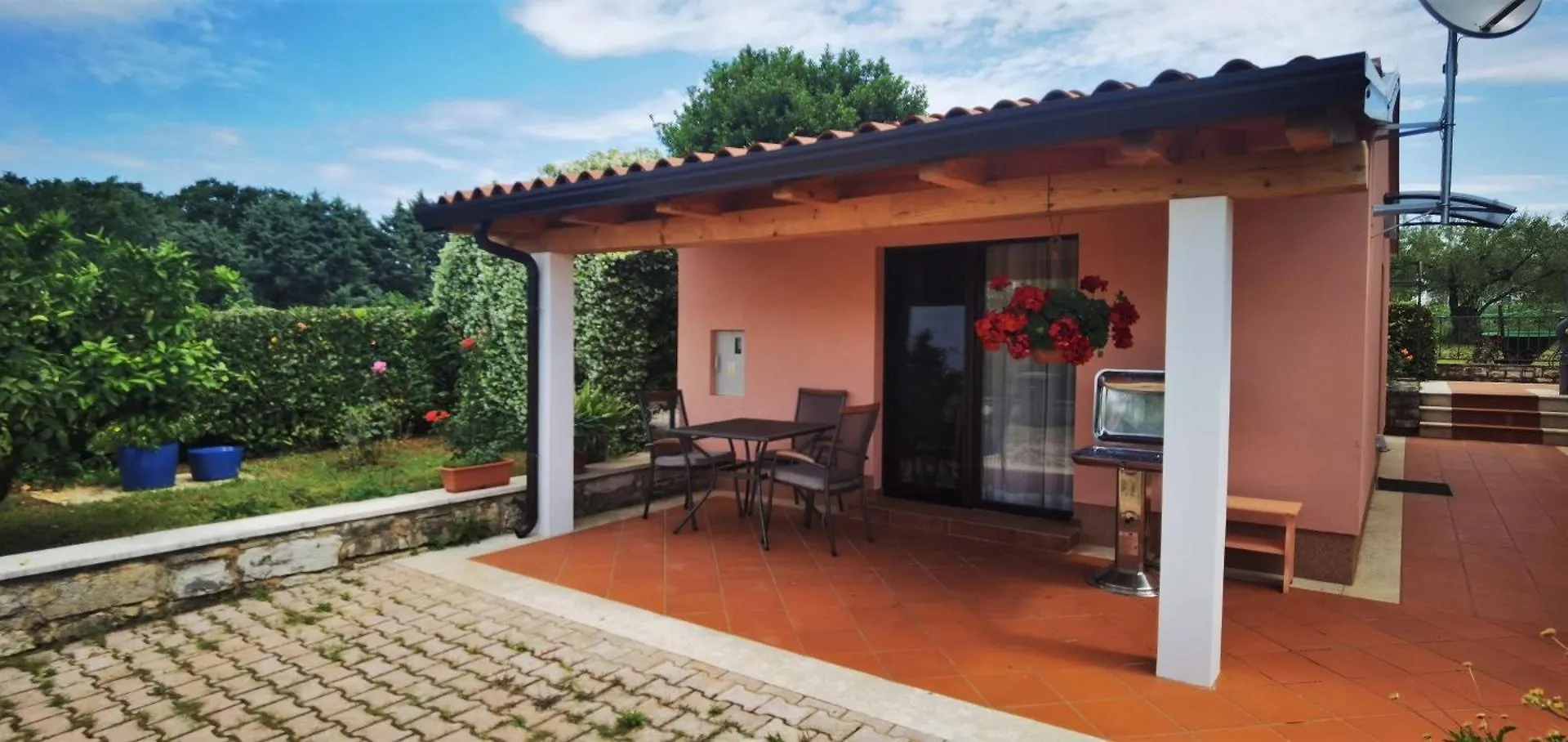 Nora Home Novigrad